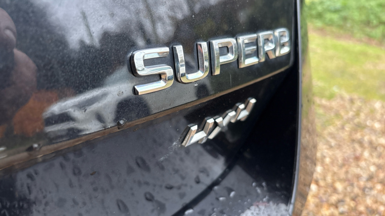 Skoda Superb 2.0 TDI CR 190 Laurin + Klement 4X4 5dr DSG [7 Sp] Diesel Estate